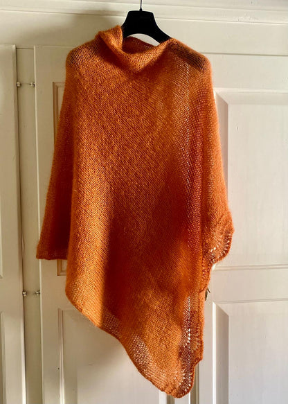 PONCHO (due fili SUBLIME)-PATTERN - Maninmaglia