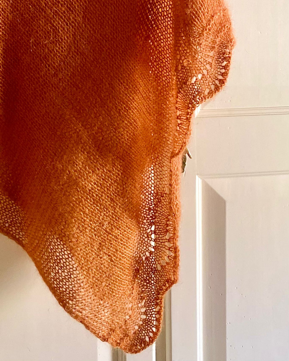 PONCHO (due fili SUBLIME)-PATTERN - Maninmaglia